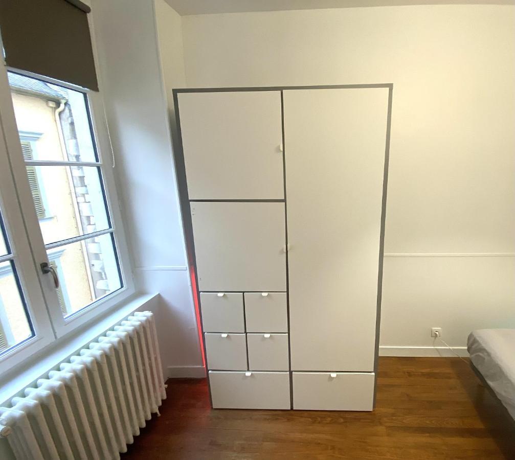Floydroom'S Pau Chambre Hotes Dans Appartement Partage Proche Chateau Luaran gambar