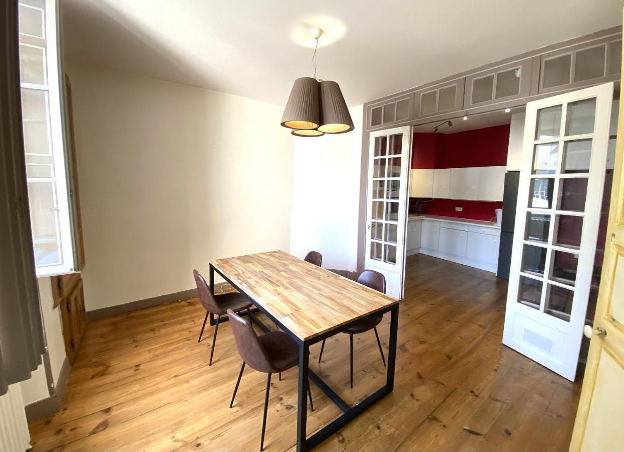 Floydroom'S Pau Chambre Hotes Dans Appartement Partage Proche Chateau Luaran gambar